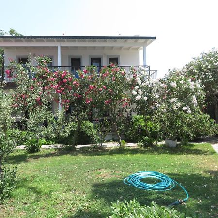 Arriba Pension & Restaurant Gümüşlük Exterior foto